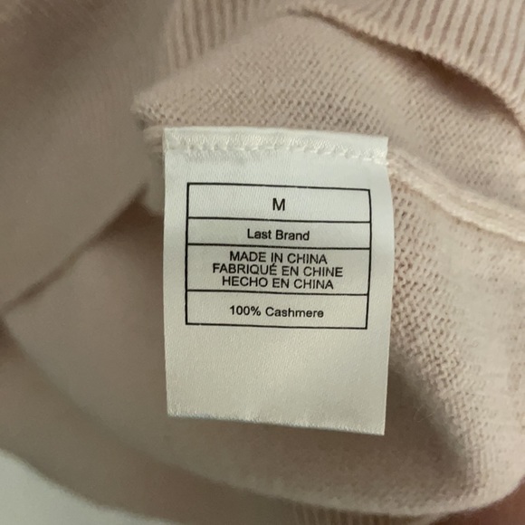 Cashmere V-Neck Sweater - M - Picture 4 of 4